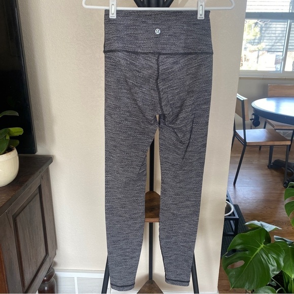 Wunder Under High-Rise Tight 28" - Picture 2 of 7